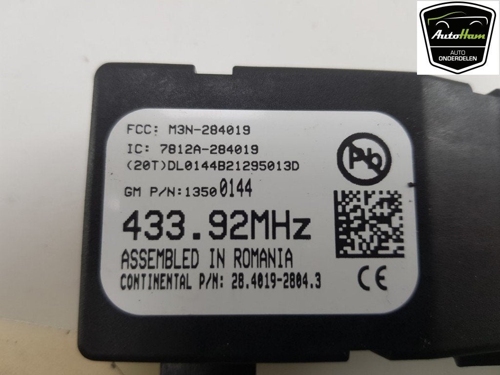 AMPLIFICATEUR D'ANTENNE Opel Astra J GTC (PD2 / PF2), Utilisé, Opel