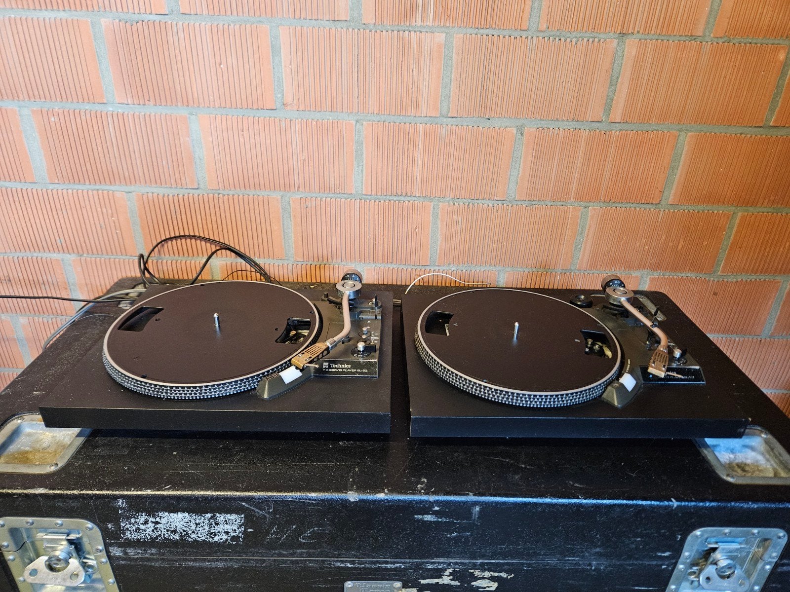 2 Technics SL23 platenspelers voor reparatie of onderdelen, Audio, Tv en Foto, Ophalen, Niet werkend, Platenspeler, Technics