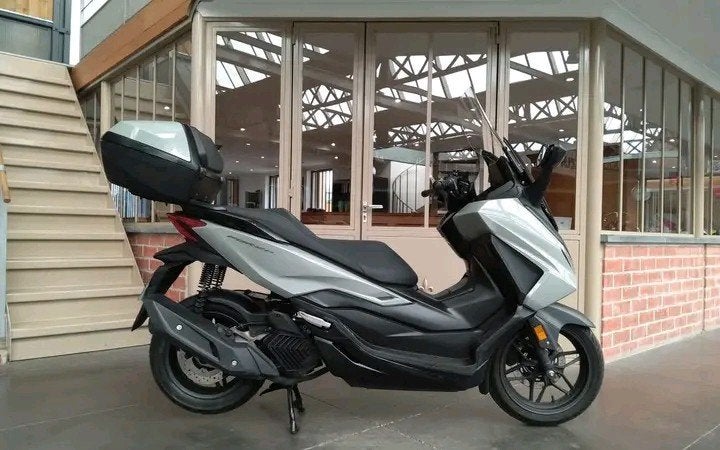 HONDA NSS 125 FORZA ABS ️  MAI 2023-12233 KM
MAI 2023 - 12, Motos, Motos | Honda, Entreprise, ABS, Enlèvement