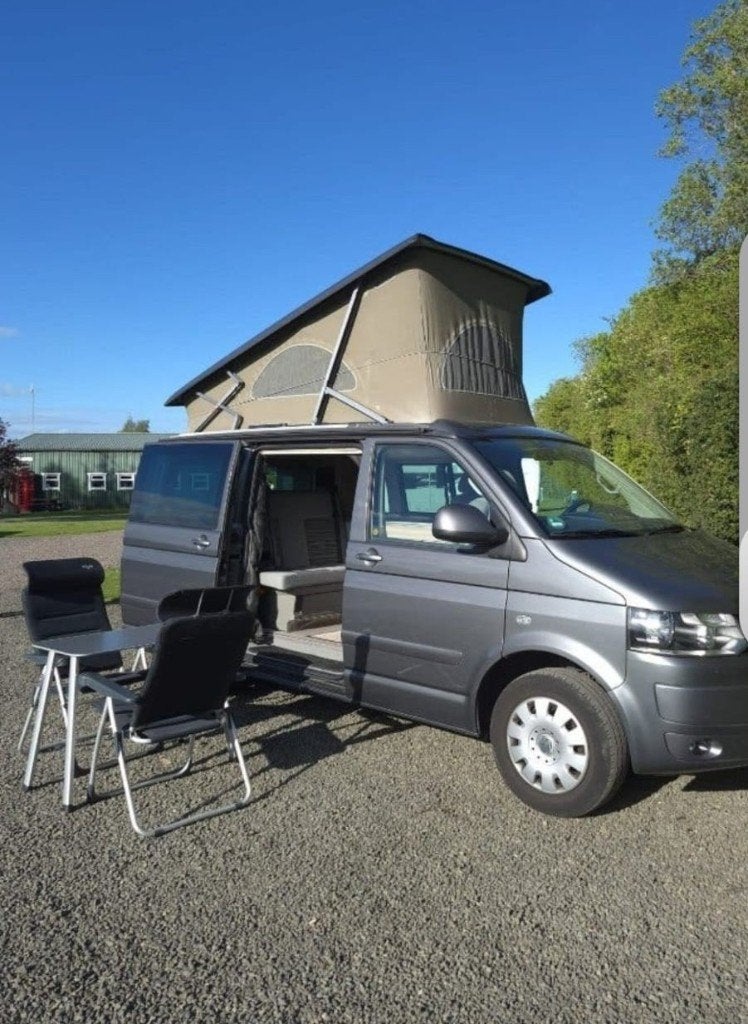 VW Californnia 2011, Caravans en Kamperen, Mobilhomes, Buscamper of Camperbus, Volkswagen, Particulier, Standkachel