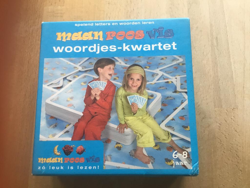 maan roos vis woorden kwartet, Enlèvement, Utilisé, Langue et Lecture