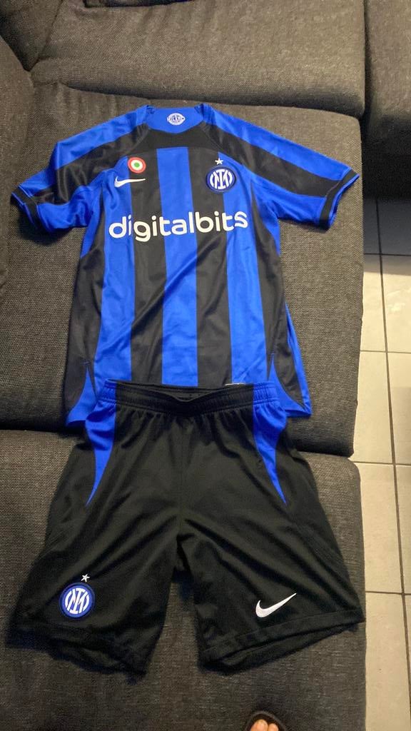 Lukaku inter milan truitje met broek maat s, Maat S, Ophalen of Verzenden, Nieuw, Shirt