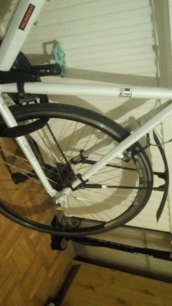 Norta LRC Road R40 Light Ride Concept. Kleur: wit. Maat: XL., 28 inch, Velgrem, Zo goed als nieuw, 57 tot 61 cm