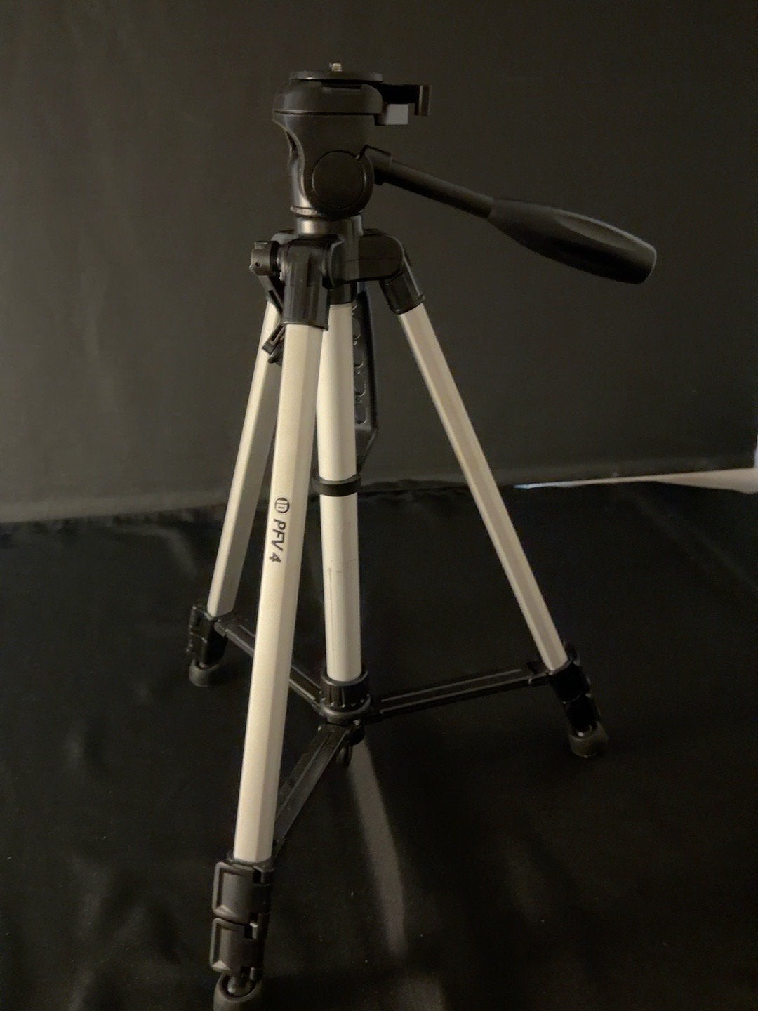 Weifeng WT-330A Compact Statief + Kop & Tas, Enlèvement ou Envoi, Comme neuf, Avec poignée