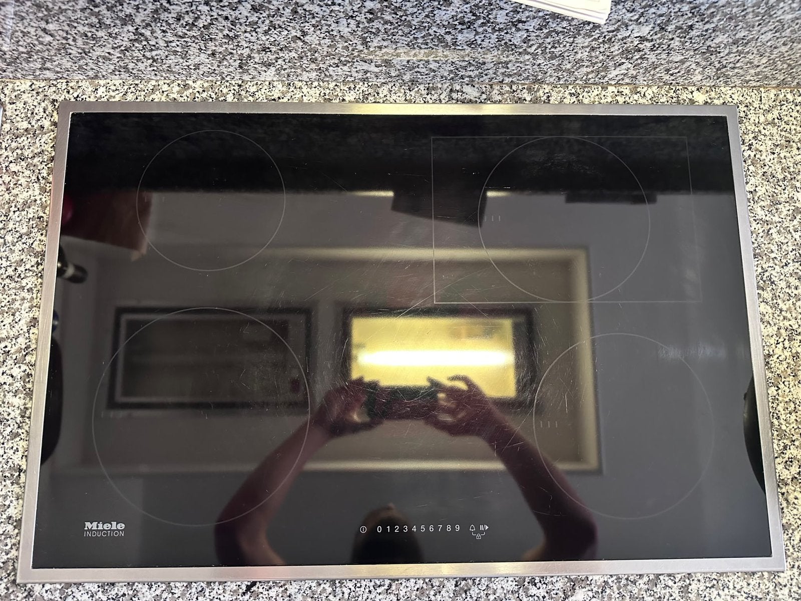 Cuisinière à induction Miele KM7210FR avec manuel 4 ans, Electroménager, 4 zones de cuisson, Encastré, Comme neuf, Enlèvement