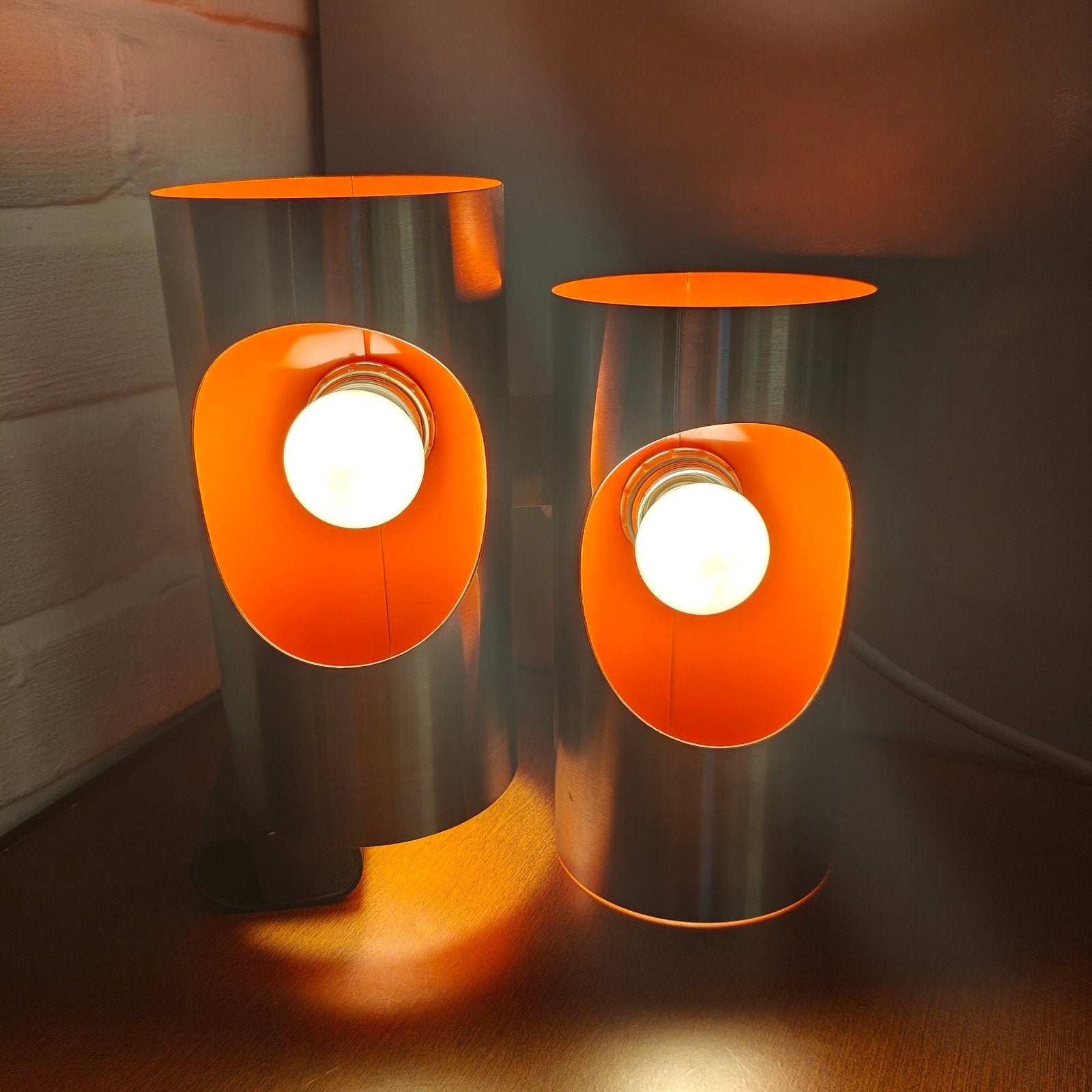 Vintage Space Age dubbele wandlamp – OXAR stijl – jaren 70, Ophalen of Verzenden, Metaal, Wandlamp, Oranje