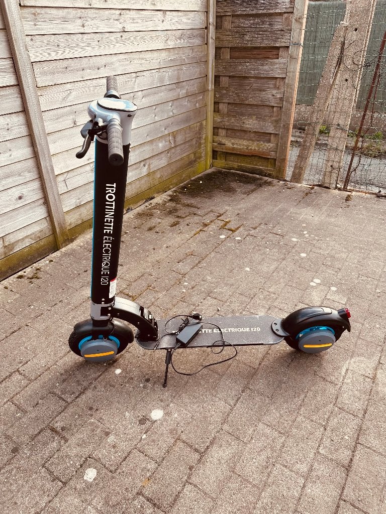Elektrische Step i20 – Zo goed als nieuw, Fietsen en Brommers, Ophalen, Zo goed als nieuw, Elektrische step (E-scooter)