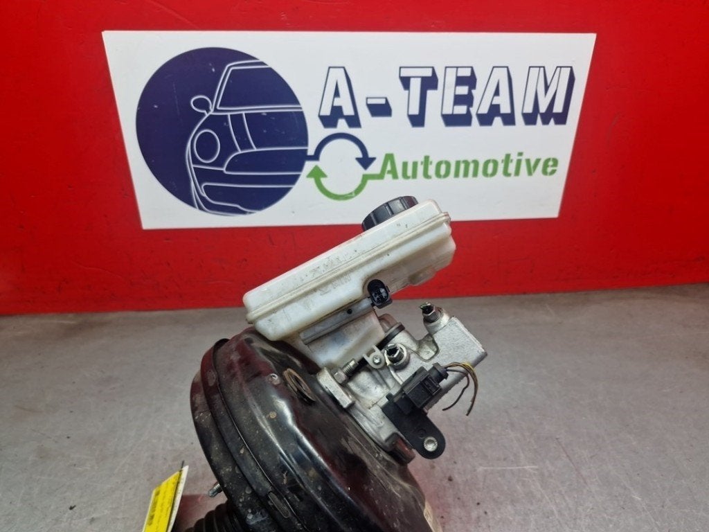MAITRE CYLINDRE DE FREIN ABS Up! (121) (|32668657|), Postoffice@zf.com, Löwentaler Straße 20
88046  Friedrichshafen, DE, Volkswagen