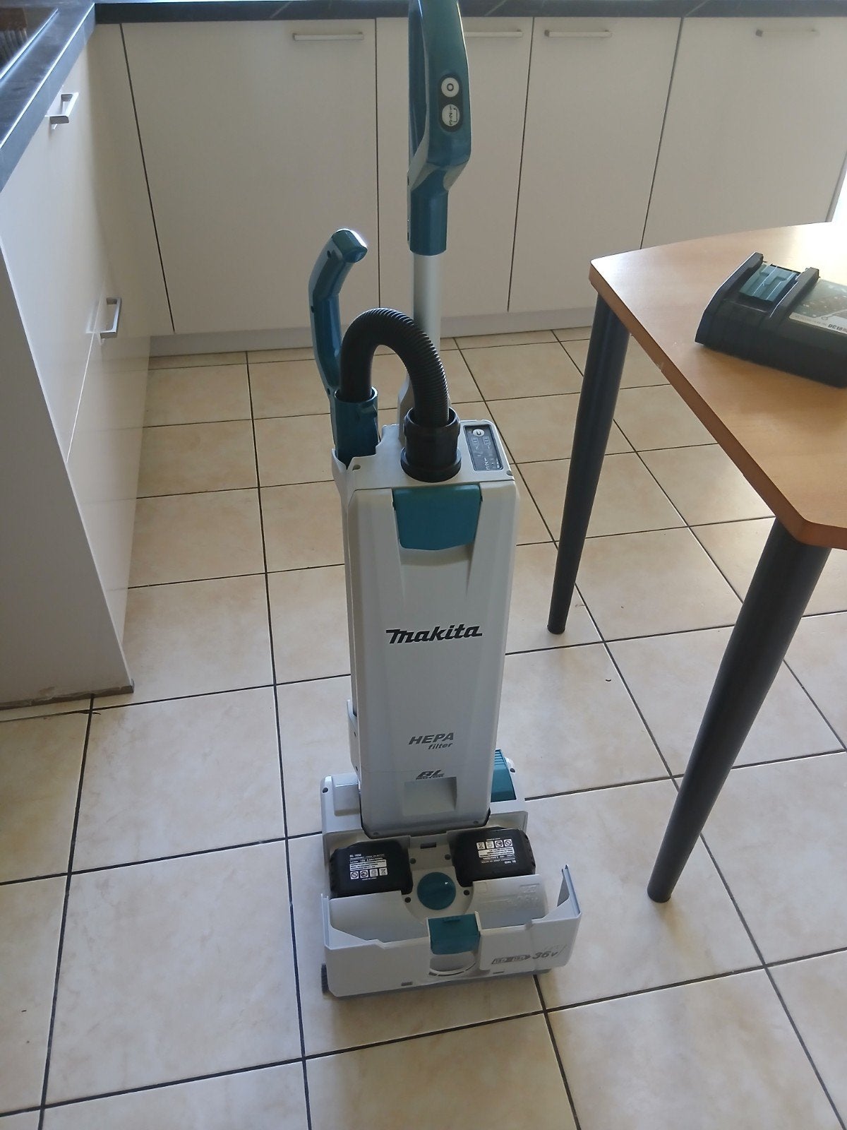 makita  36v stofzuiger, Elektronische apparatuur, Ophalen, Makita
