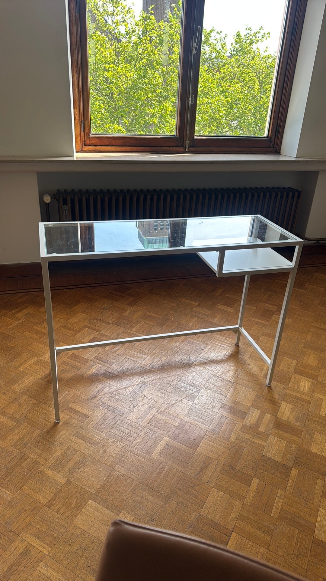 IKEA VITTSJÖ laptoptafel, Ophalen, Zo goed als nieuw