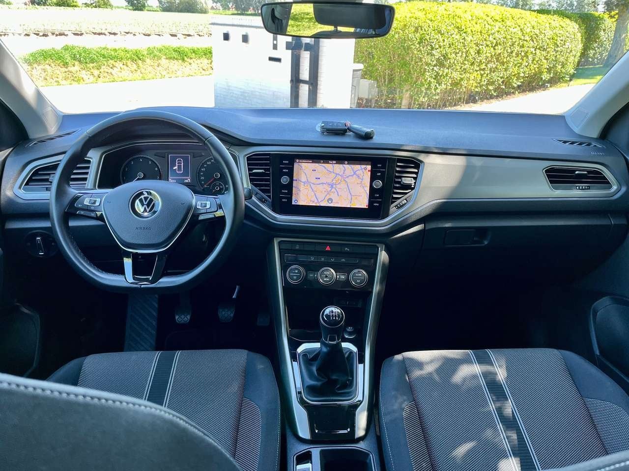 Volkswagen T-Roc 1.0 TSI Style OPF/1eignr/44000km/Carplay/P, Auto's, Volkswagen, 0 kg, 0 kg, https://public.car-pass.be/vhr/dce9359d-adcf-443c-a4fc-77cb8e6f4537