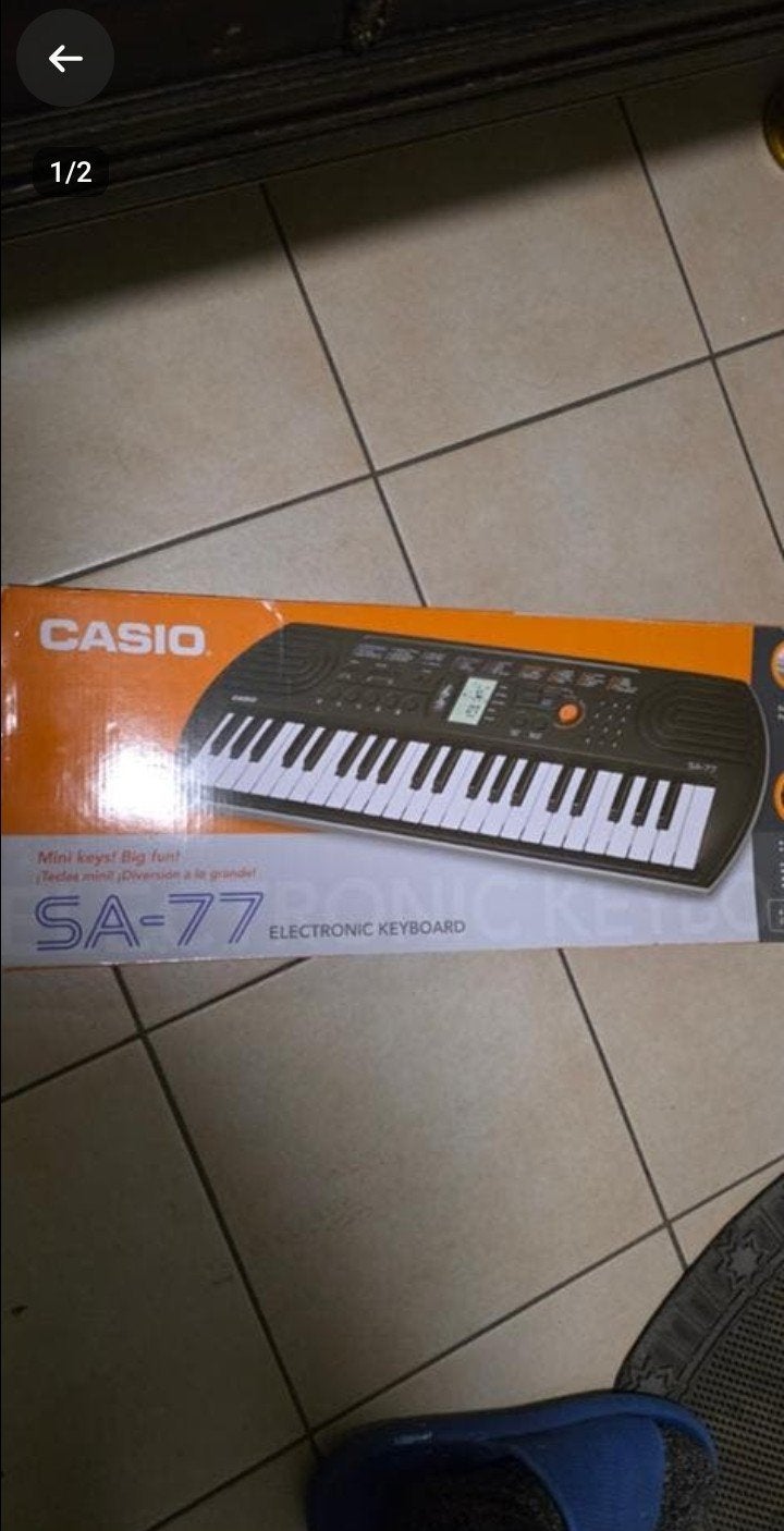 casio sa 77 perfect in orde, Muziek en Instrumenten, Keyboards, Ophalen, Zo goed als nieuw, Overige aantallen, Casio