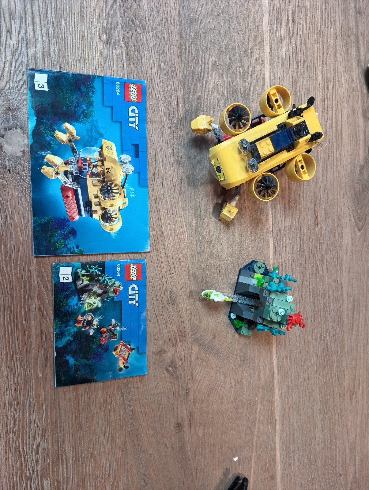 Lego 60264 met boekjes, 2 figuurtjes ontbreken, Enlèvement, Lego