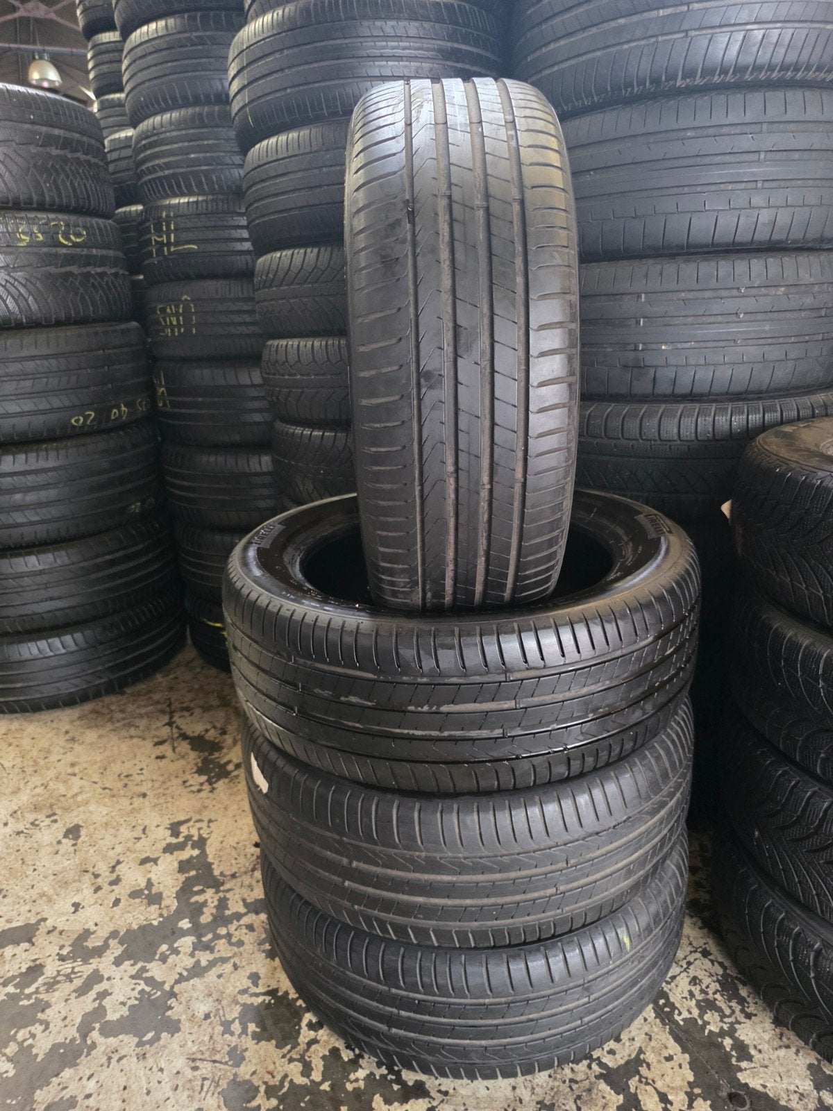 245 50 19 pirelli avec montage et équilibrage, Ophalen