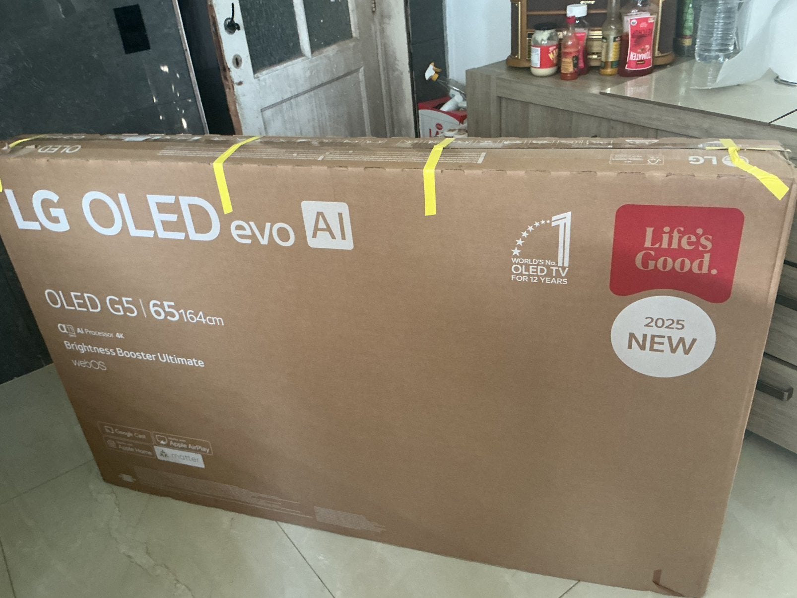 Tv Lg smart wifi 4k oled 144hz AI 65G5 2025 met doos, Audio, Tv en Foto, Televisies, Ophalen, Zo goed als nieuw, OLED, LG
