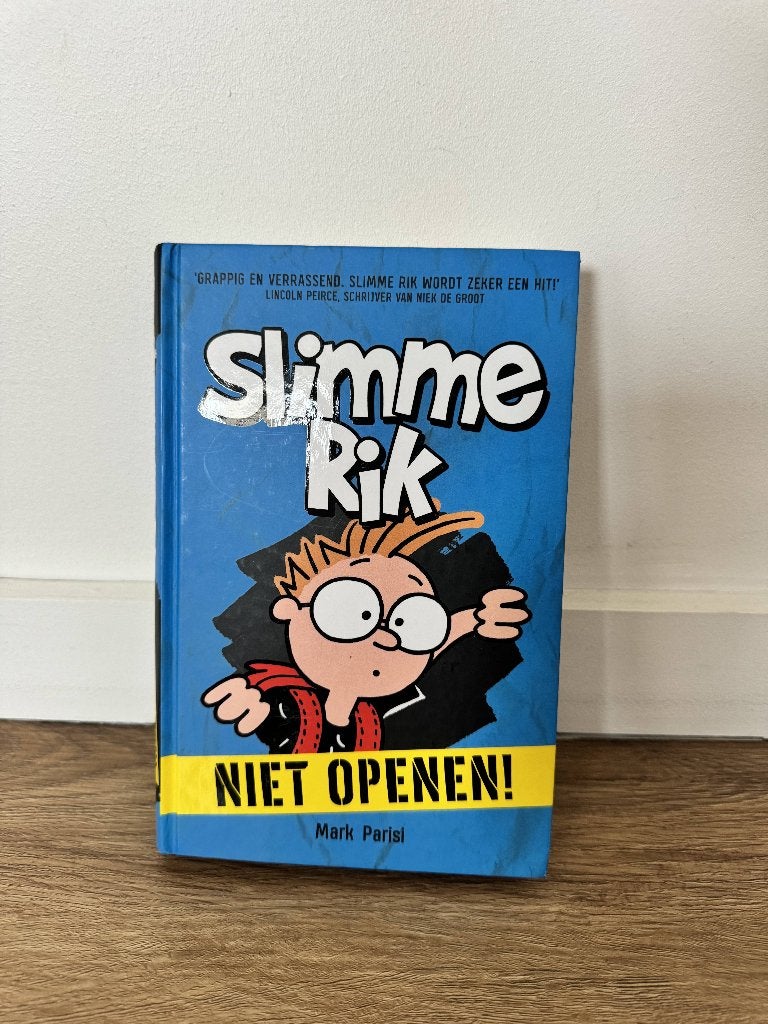 Slimme Rik - Niet openen - Mark Parisi, Enlèvement ou Envoi, Comme neuf