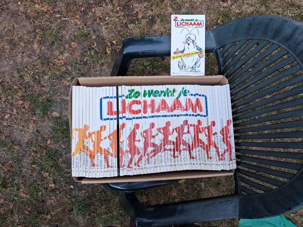 Kinderboeken "Zo werkt je lichaam" 50 delen, Ophalen, Zo goed als nieuw
