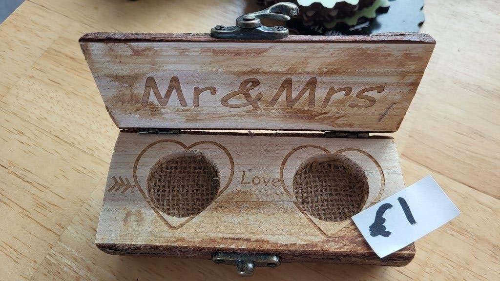 Houten “Mr & Mrs” ringendoosje – perfecte staat, Enlèvement, Comme neuf, Décoration