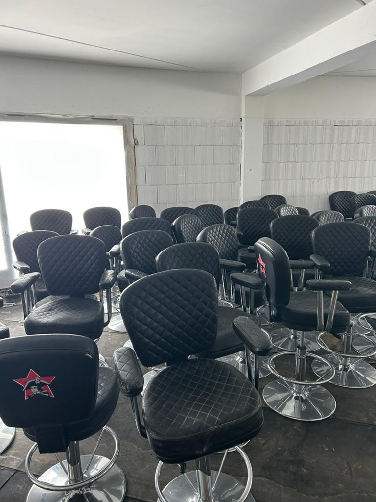 Casino barkrukken / mancave  / poker room, Ophalen