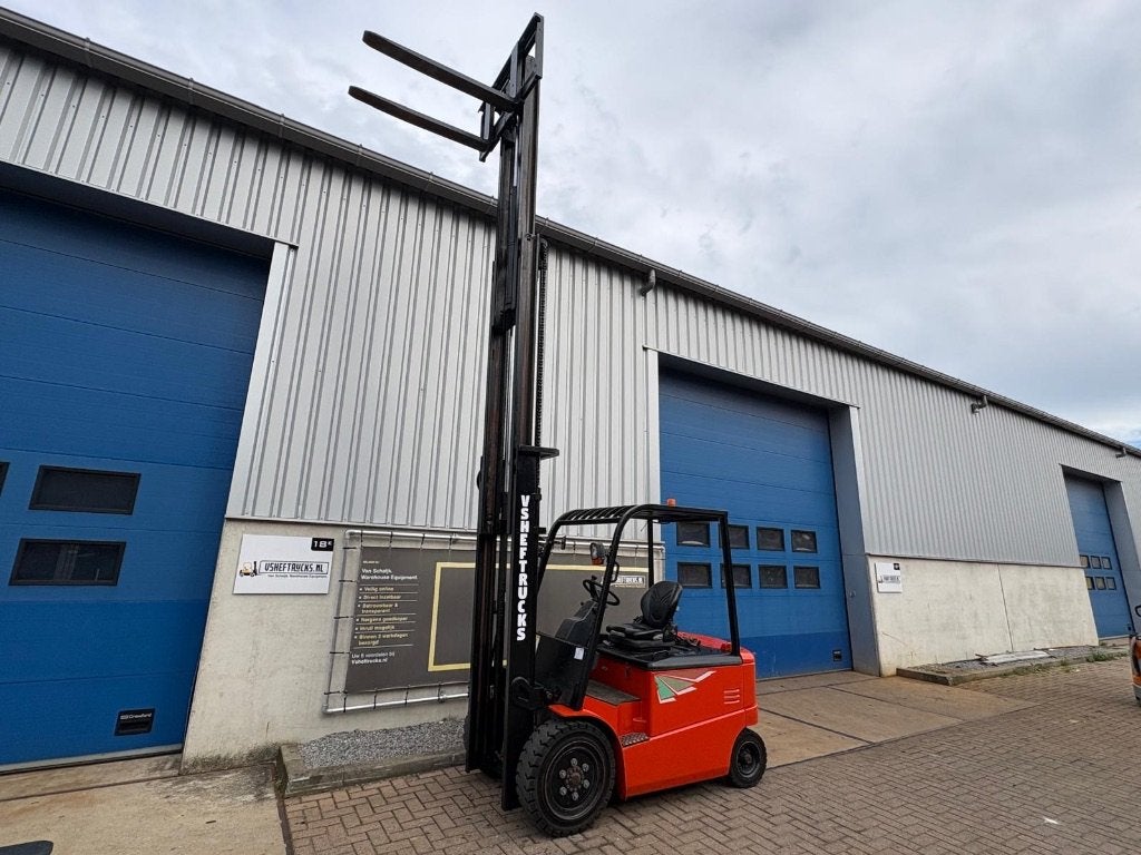Chariot triplex électrique VS-22992 Heli 3 tonnes, Utilisé