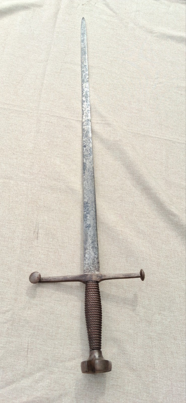 oude replica van middeleeuws zwaard, Ophalen of Verzenden