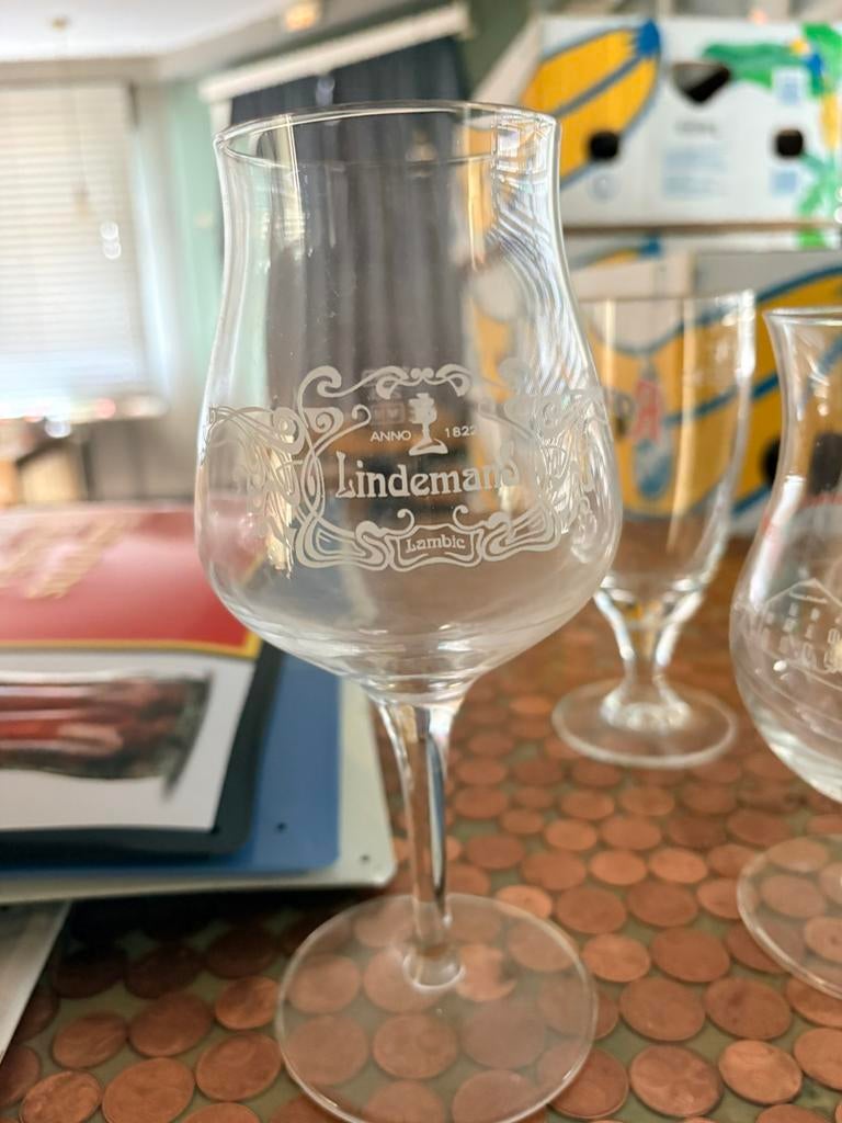 KRIEK LINDEMANS OP VOETJE, Verzamelen, Ophalen, Zo goed als nieuw, Bierglas