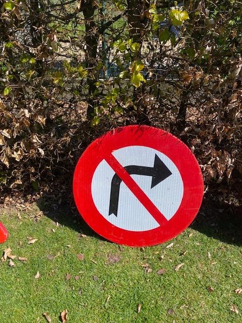 Verschillende Verkeersborden origineel, Doe-het-zelf en Bouw, Overige Doe-Het-Zelf en Bouw, Ophalen, Zo goed als nieuw