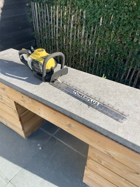 Heggeschaar Powerplus POWXG2017, Jardin & Terrasse, Enlèvement, Utilisé, Essence