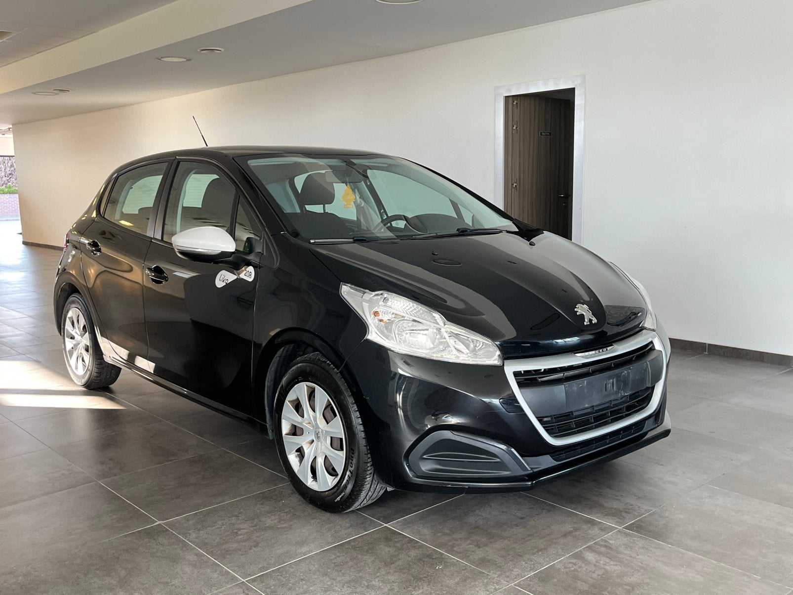 Peugeot 208 5 portes — 08/2019 — 73 000 km, Autos, Achat, Euro 6, Entreprise, Boîte manuelle