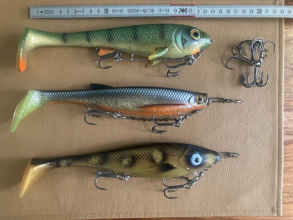 XL shads + stingers: Gator Gum, Eastfield + Scout shad, Enlèvement ou Envoi, Utilisé, Hameçon