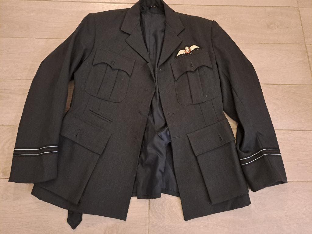 RAF Service Dress Jacket WW2 repro, Envoi