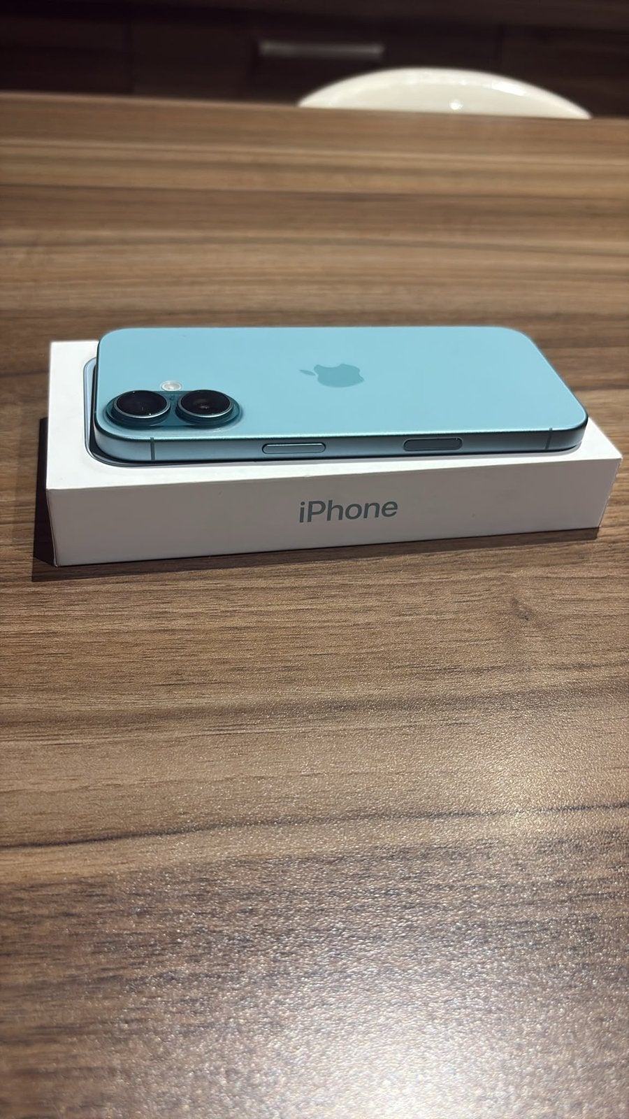 Iphone 16 128GB Nieuw staat + Accessoires, Telecommunicatie, Mobiele telefoons | Apple iPhone, Ophalen, Zo goed als nieuw, IPhone 16