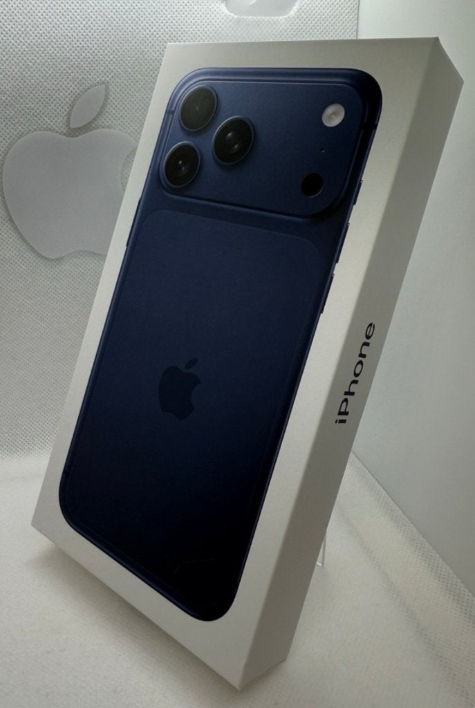 Apple iPhone 17PRO 256 GB DEEP BLUE NIEUW, Telecommunicatie, 256 GB, Blauw, Ophalen of Verzenden, Met abonnement