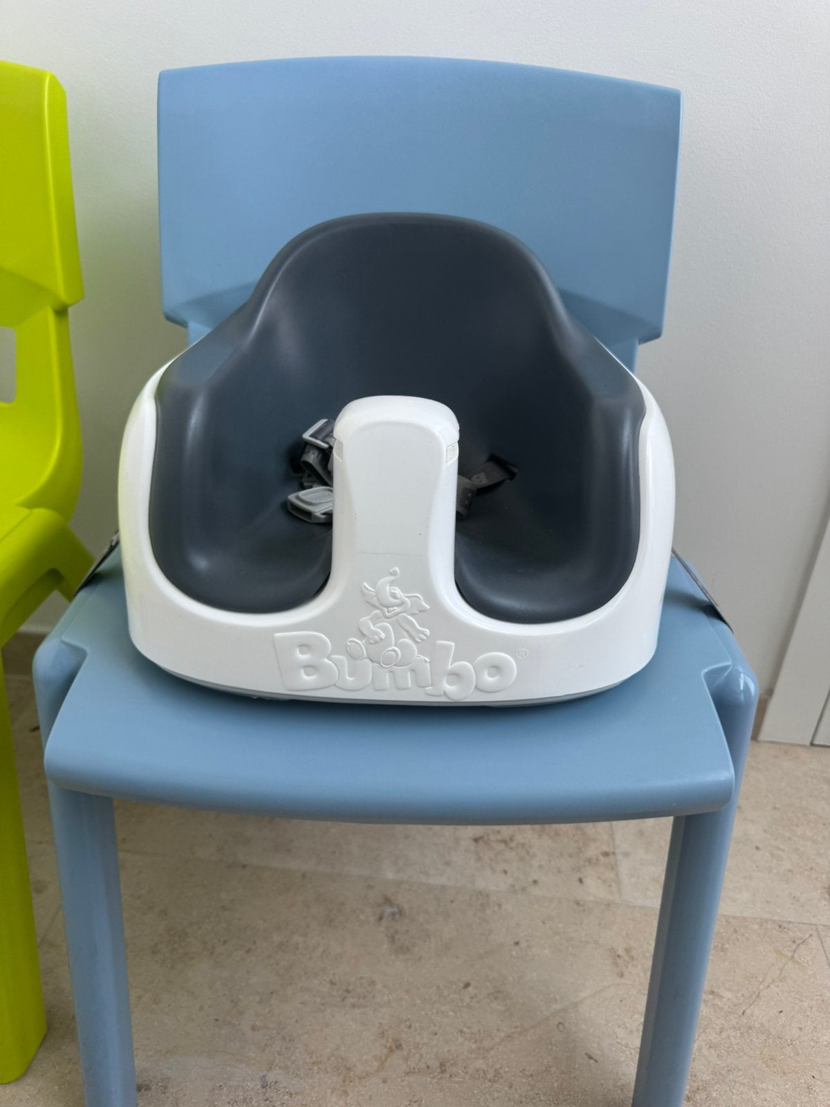 Bumbo seat verhoog multi seat, Kinderen en Baby's, Kinderstoelen, Ophalen, Zo goed als nieuw