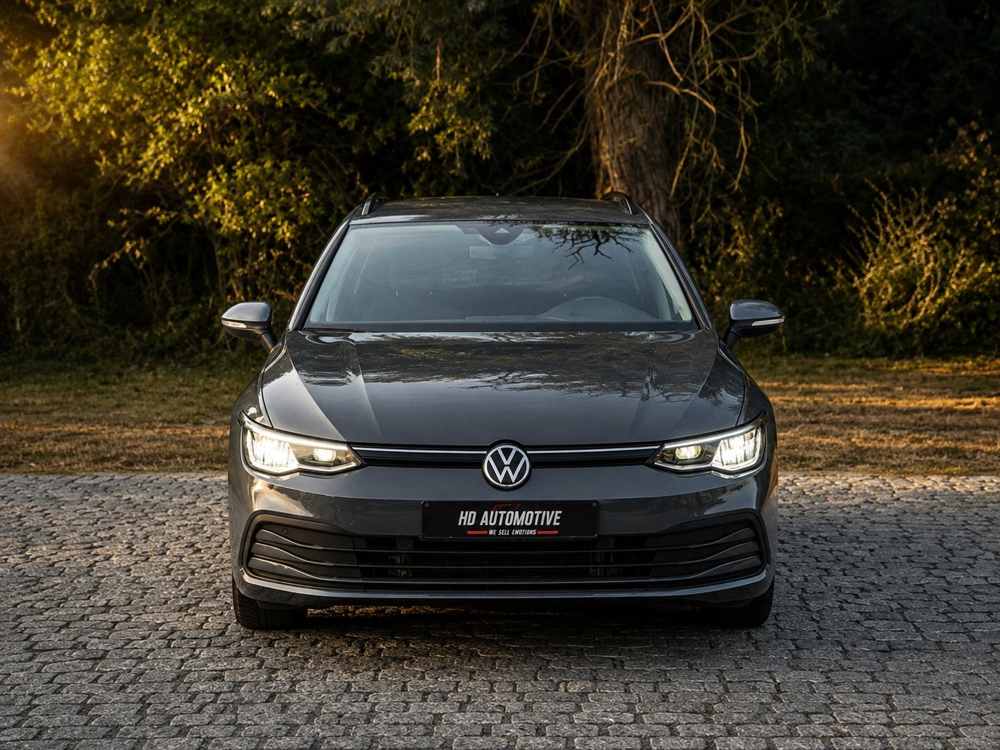 VW Golf 8 Variant 1.5 eTSI ACT Life Plus | 2023 | INCL BTW!, Stof, 1498 cc, 4 cilinders, Zilver of Grijs