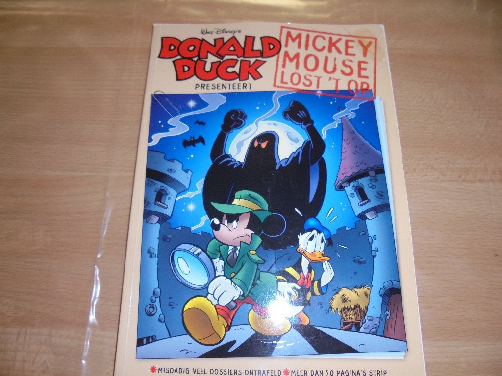 Donald Duck en Mickey Mouse, Eén stripboek, Ophalen of Verzenden, Zo goed als nieuw
