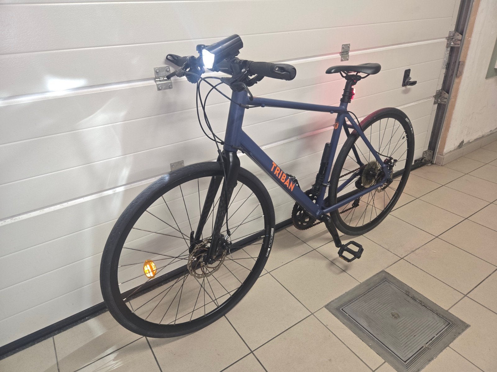 Racefiets Triban RC 120
Spotprijs als splinternieuw!, Ophalen of Verzenden