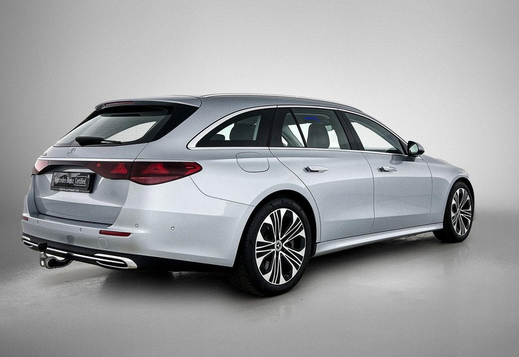 Mercedes-Benz E-Klasse 300 E Break Luxury Line | Distronic |, Auto's, Automaat, Gebruikt, 4 cilinders, 313 pk