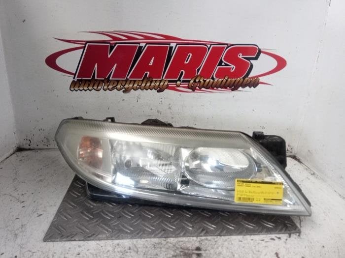 Phare droit d'un Renault Laguna, Autos : Pièces & Accessoires, -, Renault, -, 3 mois de garantie