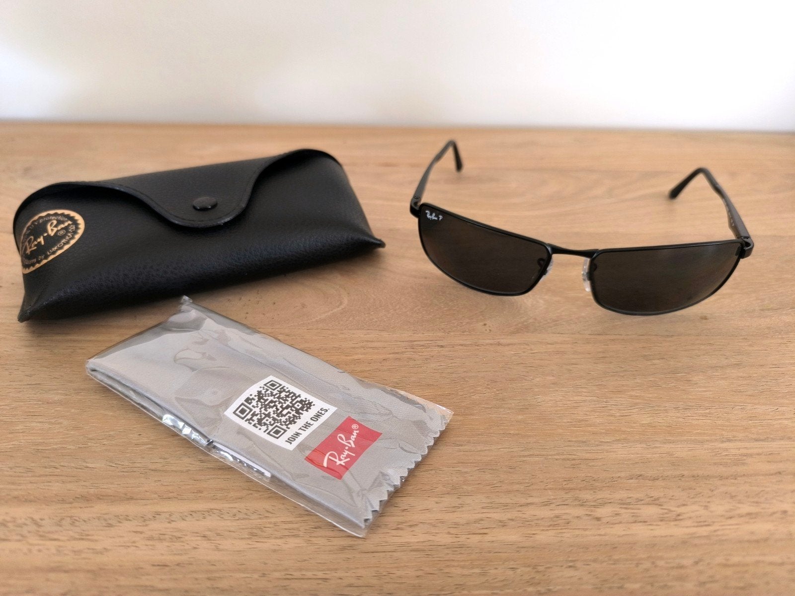 Lunettes de soleil homme Ray-ban RB3498 noires, Neuf, Enlèvement ou Envoi, Ray-Ban, Lunettes