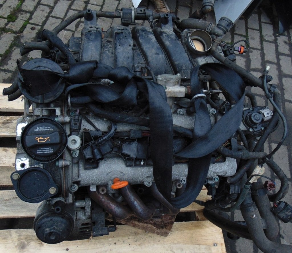 Moteur BLF Complet PASSAT VW SKODA OCTAVIA EOS GOLF A3, Envoi, Utilisé, Daihatsu
