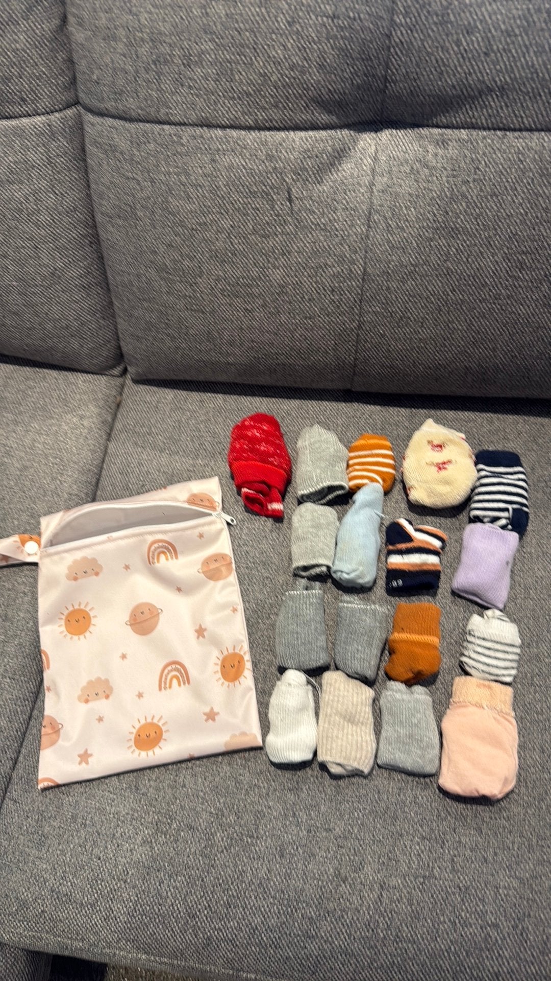 17 paar babysokken + opbergtasje, Ophalen of Verzenden, Zo goed als nieuw