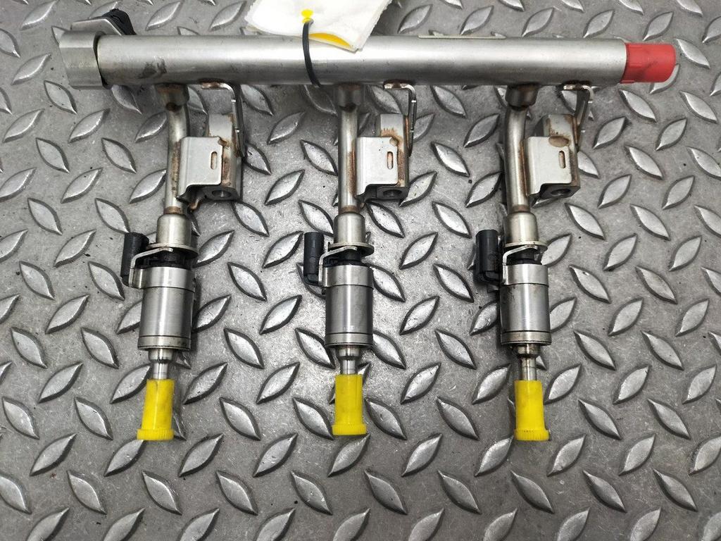 FORD FOCUS C MAX BRANDSTOF INJECTOR / VERSTUIVER 2015, Enlèvement ou Envoi, Utilisé, Stiba membre