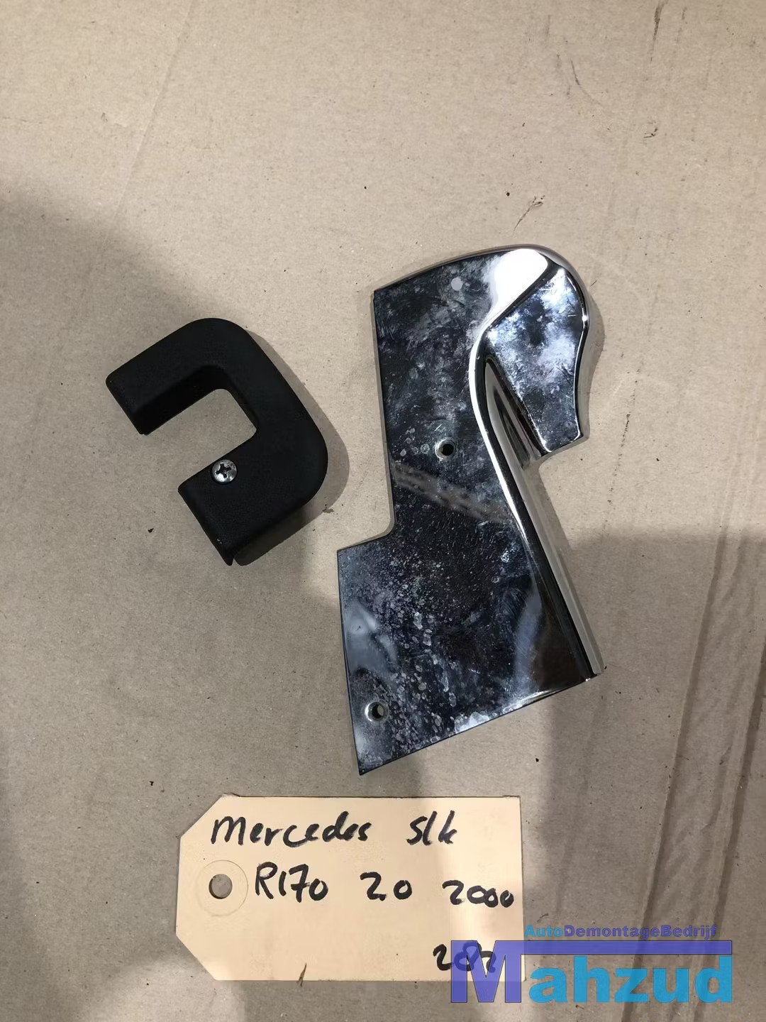 MERCEDES SLK R170 Links deur afdekkap chrome slot 2107230124, Gebruikt, Mercedes-Benz AG, Mercedes-Benz, Mercedesstrasse 120
70372  Stuttgart, DE