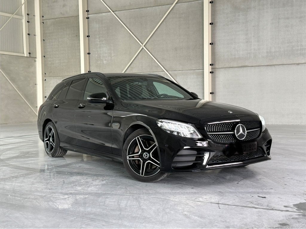 Mercedes-Benz C 300 e PHEV AMG Line Soh 94%, Auto's, Mercedes-Benz, Automaat, Achterwielaandrijving, 1800 kg, 4 cilinders