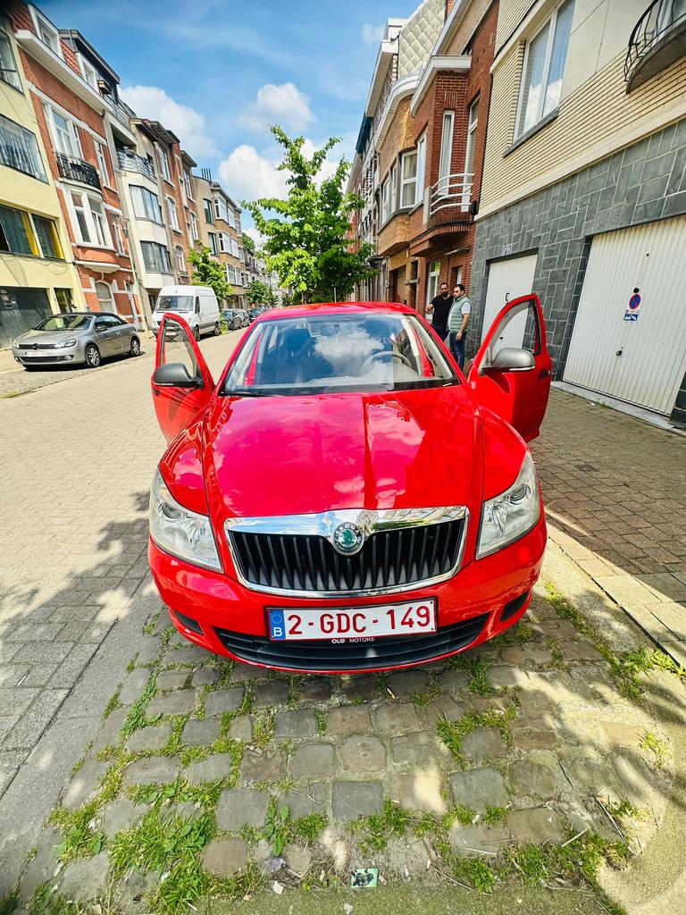Skoda Octavia, Autos, Rouge, Achat, 6 portes, 5 places