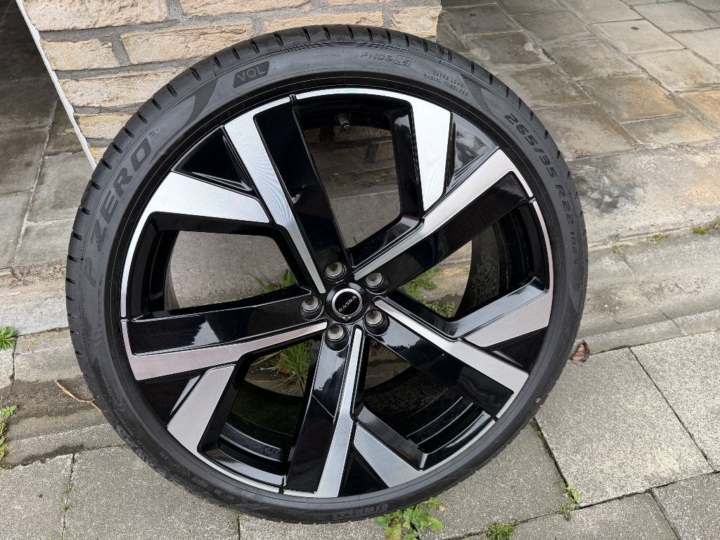 Originele Volvo XC60 22 inch velgenset new dot 2026, Auto-onderdelen, Ophalen, 265 mm, Banden en Velgen, Nieuw