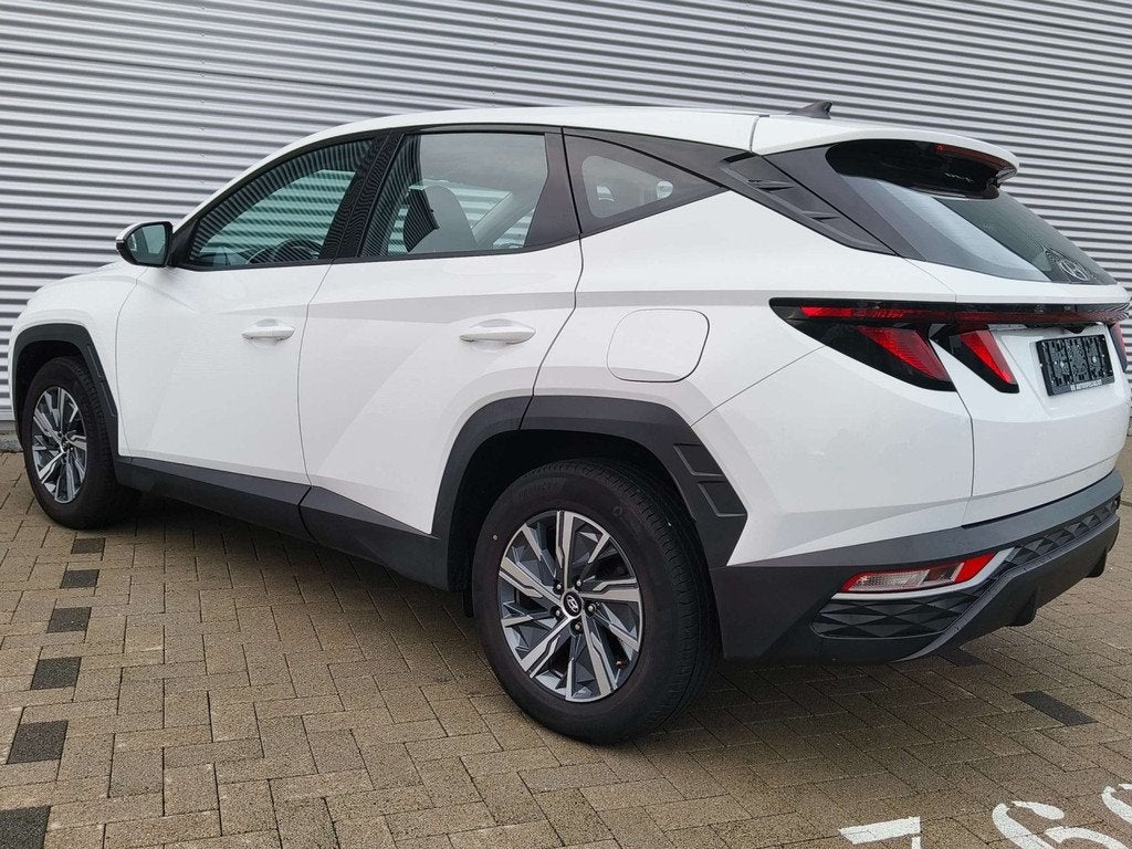 Hyundai Tucson Pure 2WD (année de construction 2021), Achat, Entreprise, Boîte manuelle, 5 portes