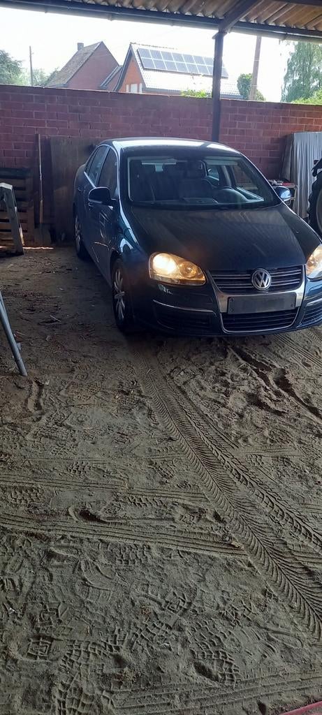 Volkswagen jetta. Opmaak of export, Auto's, Volkswagen, Voorwielaandrijving, Stof, Zwart, 4 cilinders