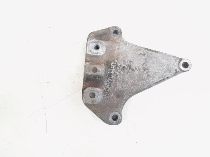 Support boîte de vitesse d'un Volkswagen Passat, Autos : Pièces & Accessoires, Volkswagen, -, 3 mois de garantie, Utilisé